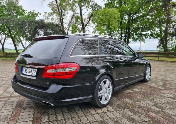 Mercedes-Benz Klasa E cena 56900 przebieg: 254000, rok produkcji 2010 z Iłża małe 106